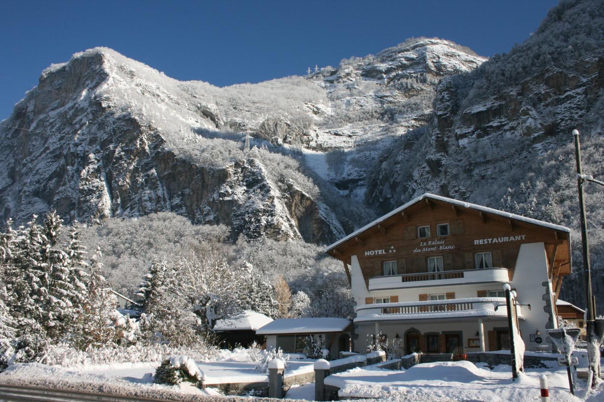 Le Relais Du Mont Blanc Hotel Magland Buitenkant foto